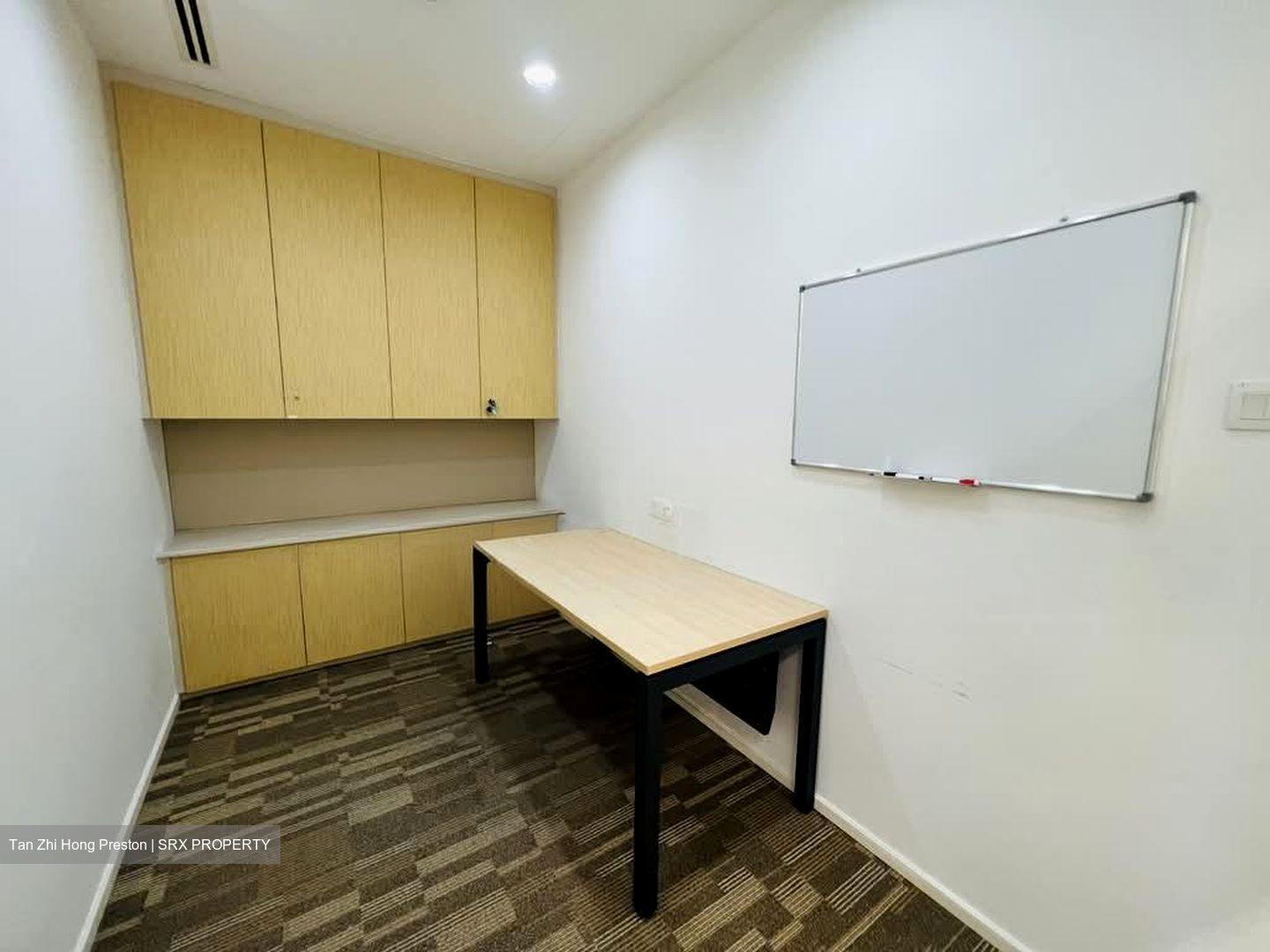 Ocbc Centre (D1), Office #579069111